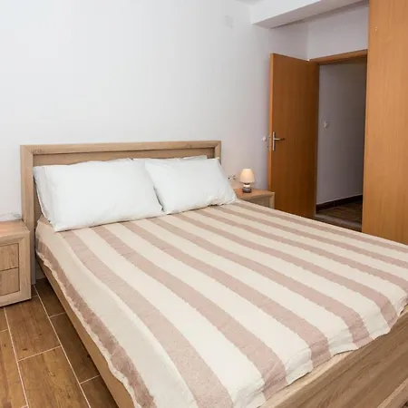 Butique Maris Apartment *