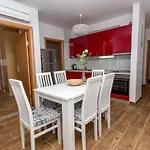 Butique Maris Apartamento Komarna