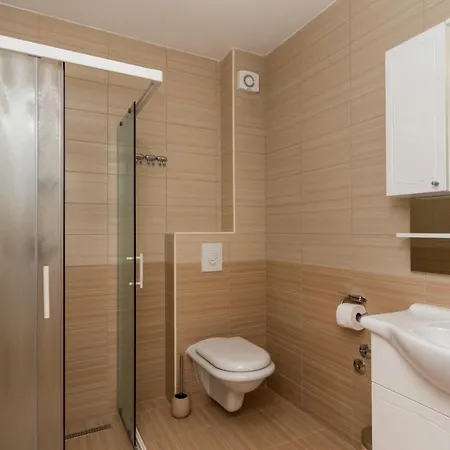 Butique Maris Komarna