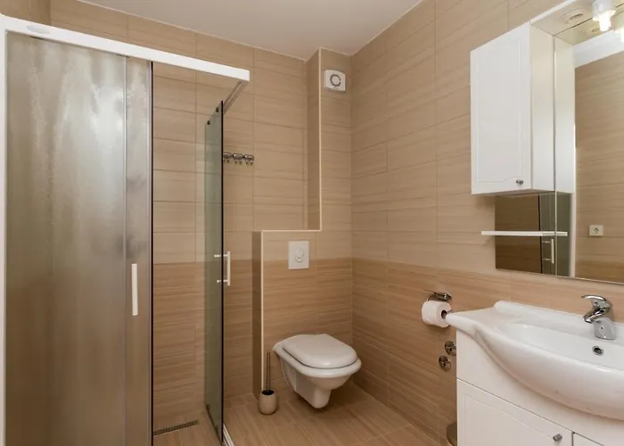 Butique Maris Komarna